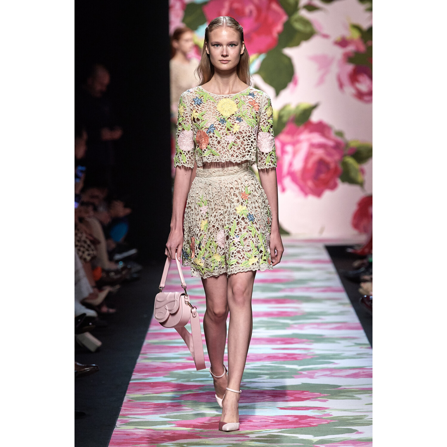 Фото Blumarine Spring 2020 / Blumarine весна-лето 2020 / Неделя моды: Милан